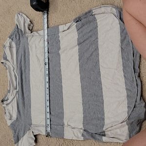 Lululemon split bottom tshirt,sz 10 EUC